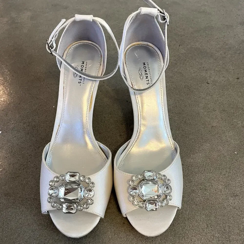 Unforgettable Moments White Satin Jeweled wedge wedding formal shoes womens 7